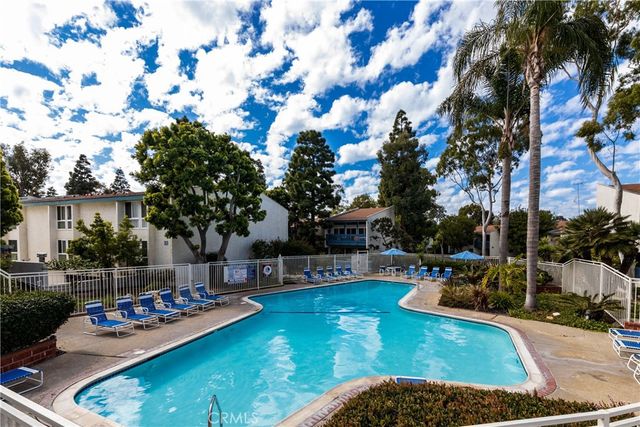 802 Camino Real 206, Redondo Beach, CA 90277