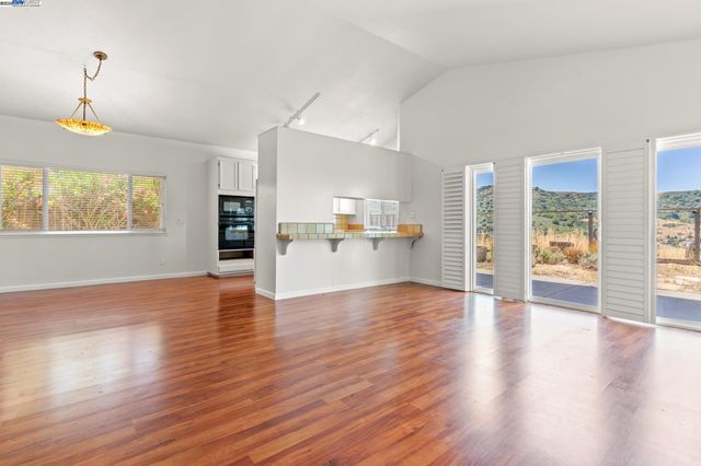 1326 Fascination Cir, Richmond, CA 94803
