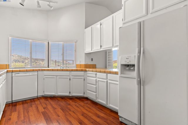 1326 Fascination Cir, Richmond, CA 94803