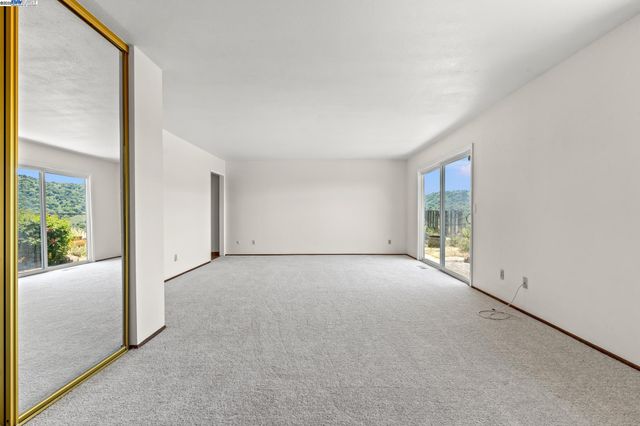 1326 Fascination Cir, Richmond, CA 94803