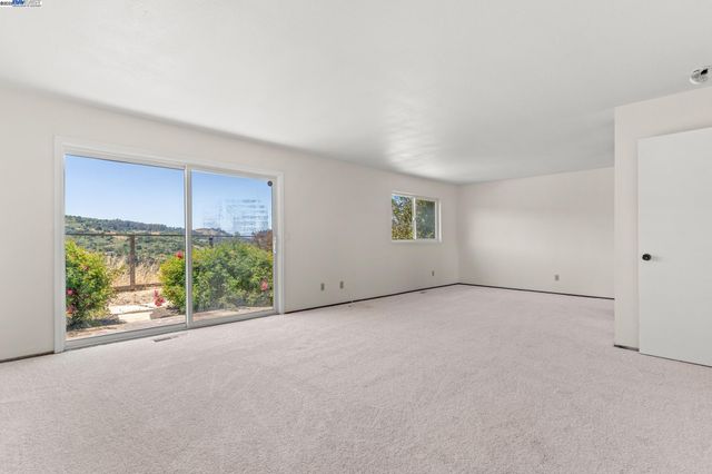 1326 Fascination Cir, Richmond, CA 94803