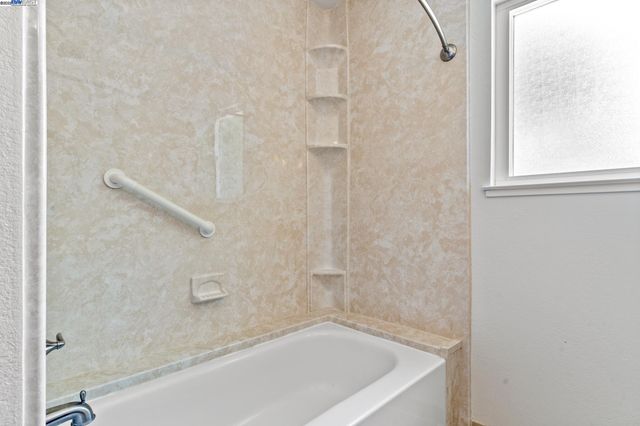 1326 Fascination Cir, Richmond, CA 94803