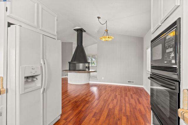 1326 Fascination Cir, Richmond, CA 94803