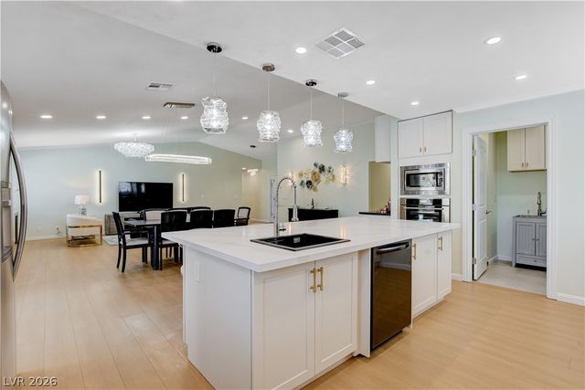 6862 Baile Road, Las Vegas, NV 89146