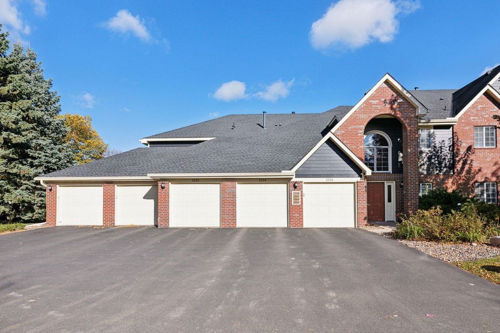 2556 Concord Way, Mendota Heights, MN 55120