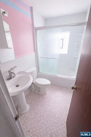 841 Prince Street, Teaneck, NJ 07666