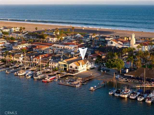 1444 W Bay, Newport Beach, CA 92661