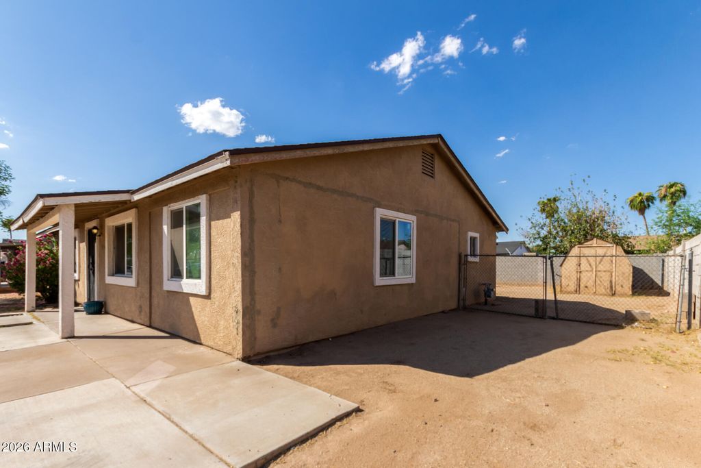 5934 W CORONADO Road, Phoenix, AZ 85035 — photo 5