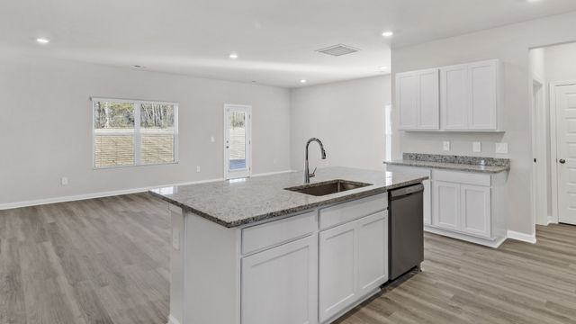 130 Aurora Circle, Fayetteville, TN 37334