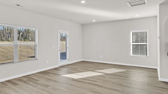 130 Aurora Circle, Fayetteville, TN 37334