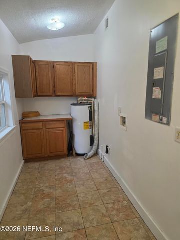 2675 ERNEST Street, Jacksonville, FL 32204