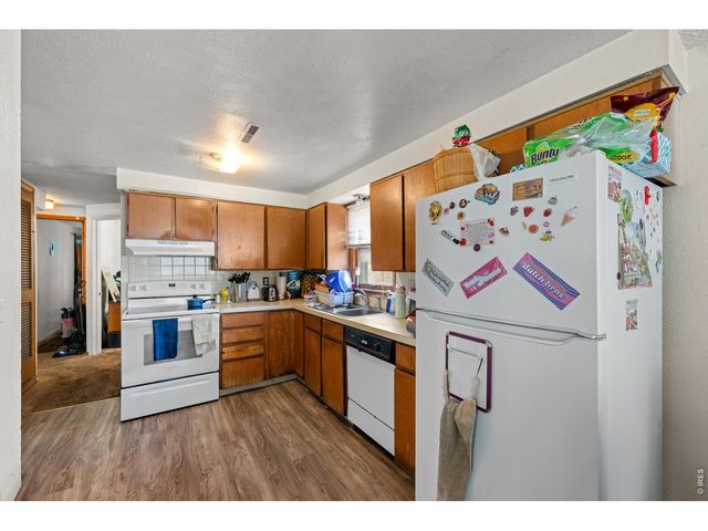 604 E Eisenhower Blvd, Loveland, CO 80537