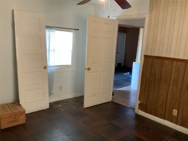 5646 Arlington Park Drive, Dallas, TX 75235