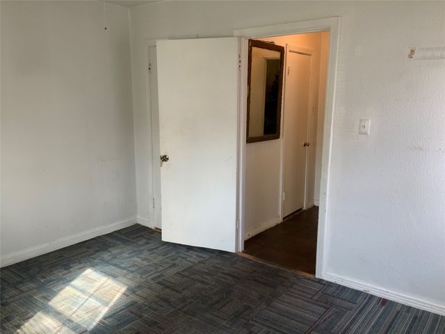 5646 Arlington Park Drive, Dallas, TX 75235