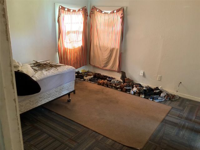 5646 Arlington Park Drive, Dallas, TX 75235