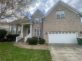 1925 Waterford Village Drive, Clemmons, NC 27012