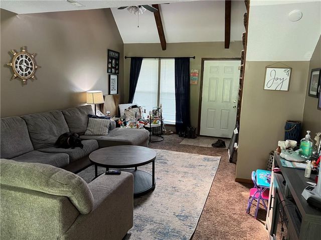 411-413 Spring Avenue, Liberty, MO 64068