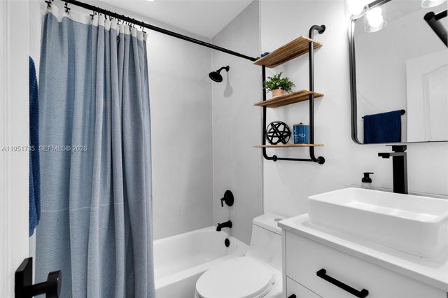 5930 SW 47th St 0, Miami, FL 33155