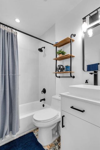 5930 SW 47th St 0, Miami, FL 33155