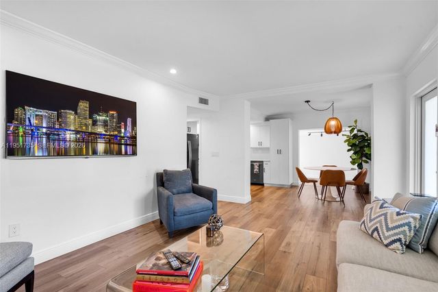 5930 SW 47th St 0, Miami, FL 33155