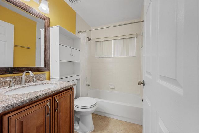 1851 Oak Berry Circle, Wellington, FL 33414