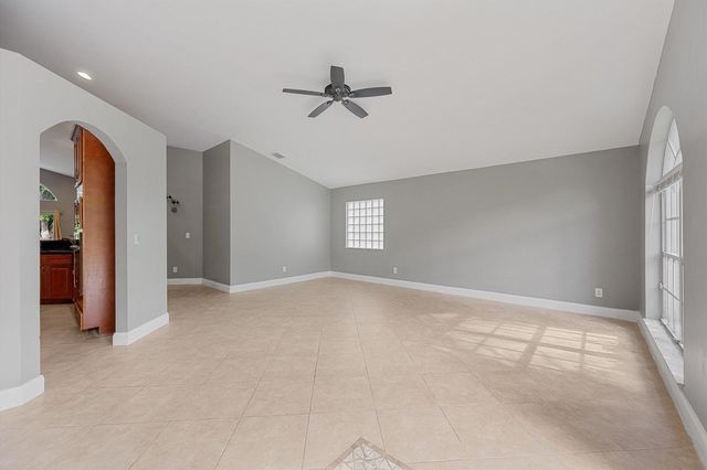 1851 Oak Berry Circle, Wellington, FL 33414