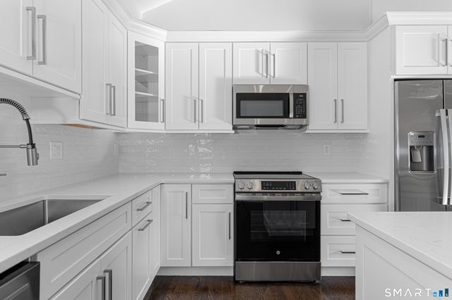 338 Stevenson Road, Fairfield, CT 06825