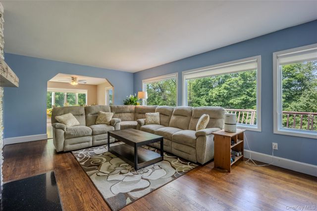 35 Cottam Hill Road, Wappingers Falls, NY 12590