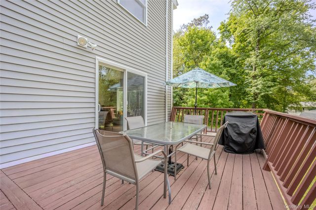35 Cottam Hill Road, Wappingers Falls, NY 12590