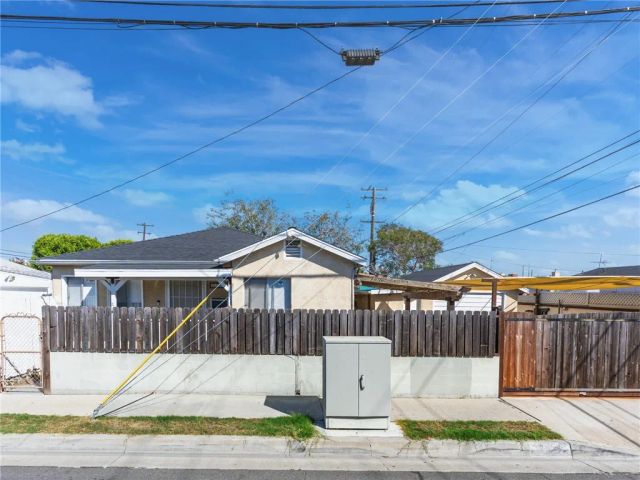 12808 Shoup Avenue, Hawthorne, CA 90250