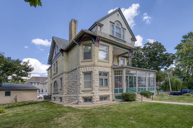 251 E Racine STREET, Jefferson, WI 53549