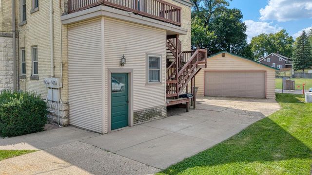 251 E Racine STREET, Jefferson, WI 53549
