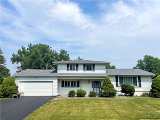 4 Debby Lane, Gates, NY 14606
