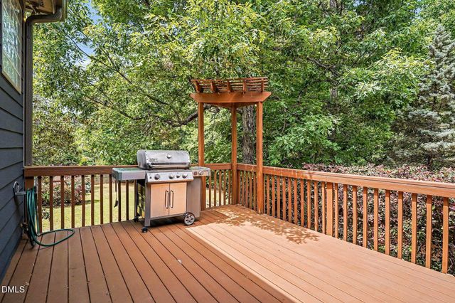 101 Charleston Drive, Clayton, NC 27527