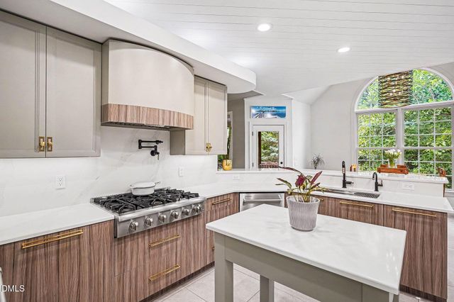 101 Charleston Drive, Clayton, NC 27527
