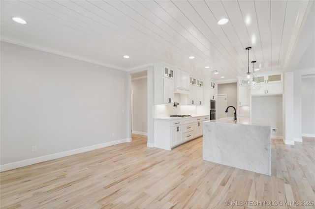 6322 N Wildwood Lane, Owasso, OK 74055