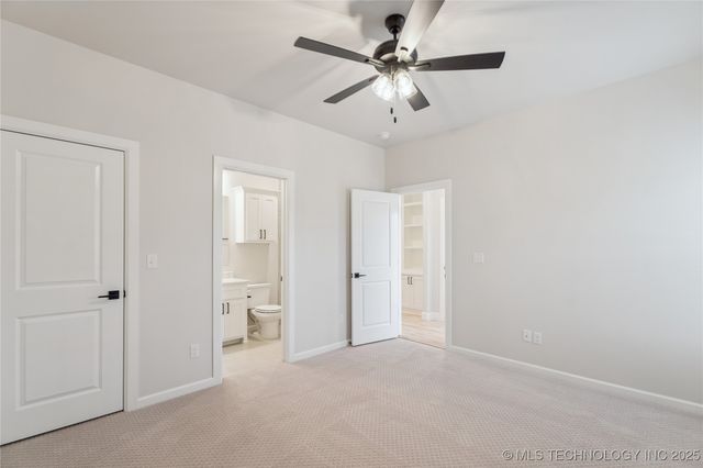 6322 N Wildwood Lane, Owasso, OK 74055