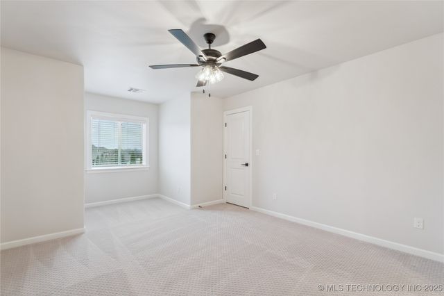 6322 N Wildwood Lane, Owasso, OK 74055