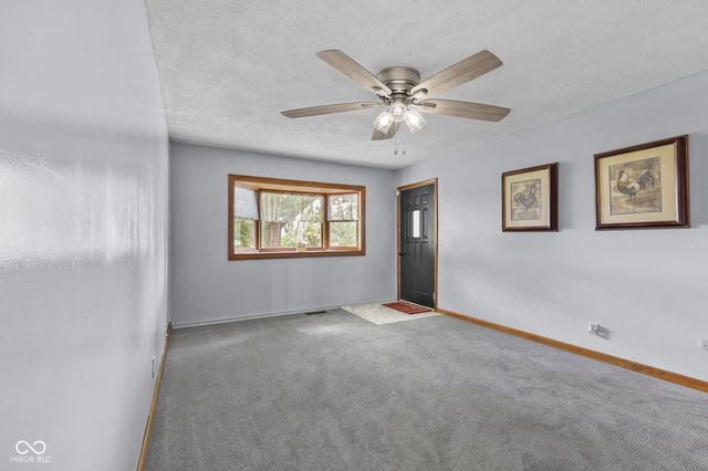 11 Clamme Court, Hartford City, IN 47348