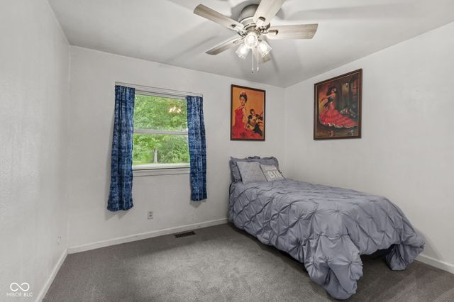 11 Clamme Court, Hartford City, IN 47348
