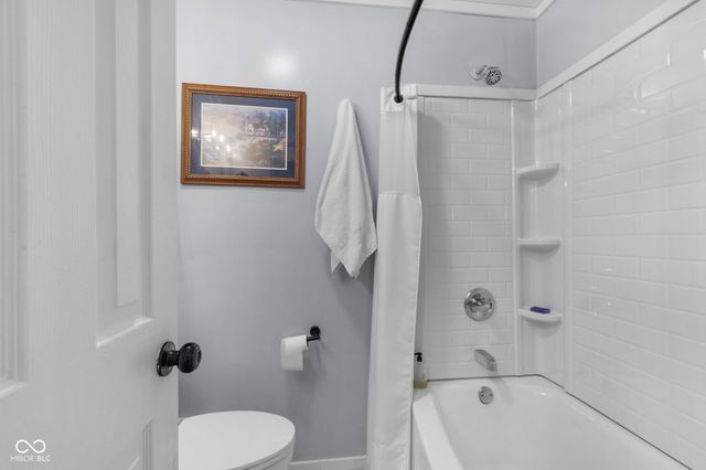 11 Clamme Court, Hartford City, IN 47348