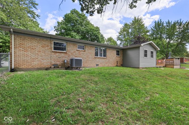 11 Clamme Court, Hartford City, IN 47348