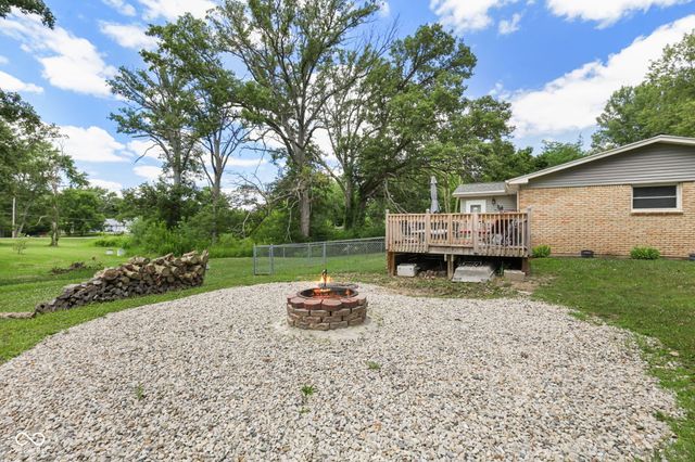 11 Clamme Court, Hartford City, IN 47348