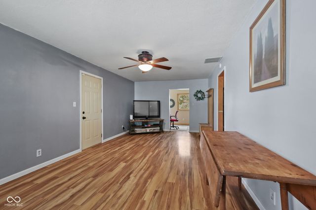 11 Clamme Court, Hartford City, IN 47348
