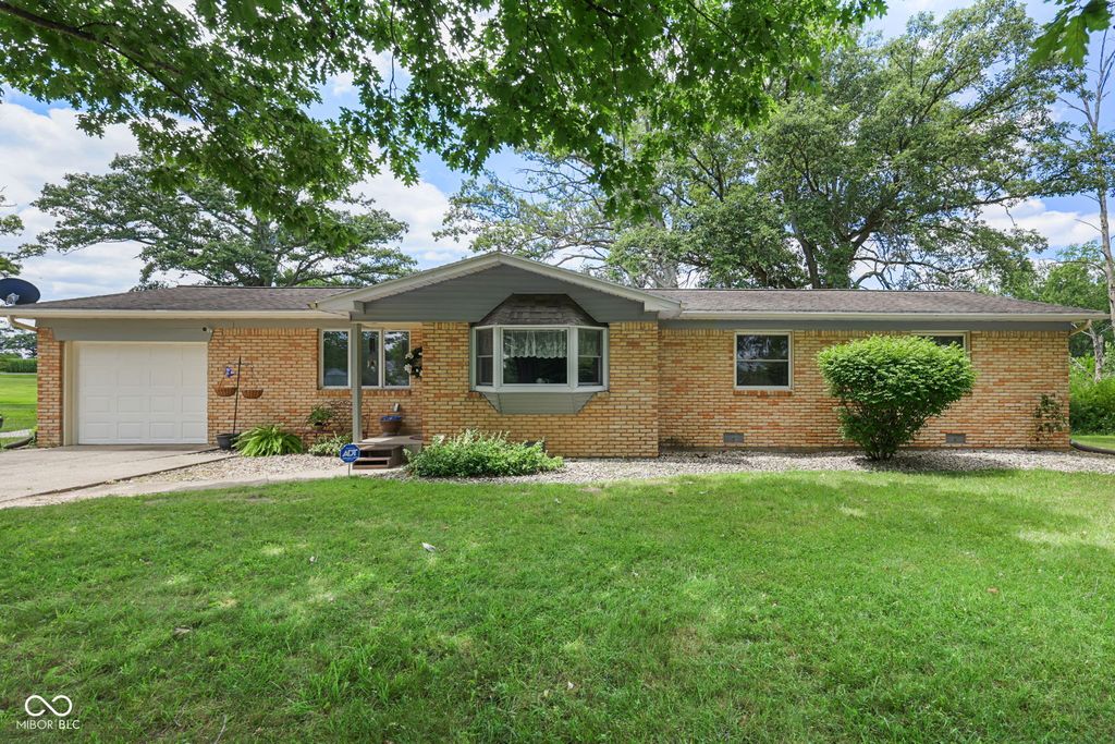 11 Clamme Court, Hartford City, IN 47348