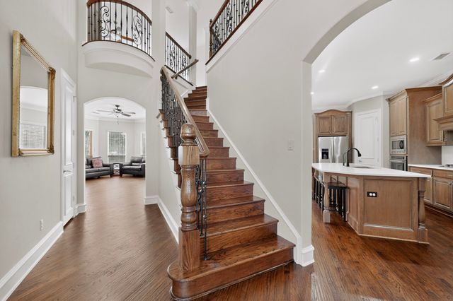 20 Glistening Pond Drive, Frisco, TX 75034
