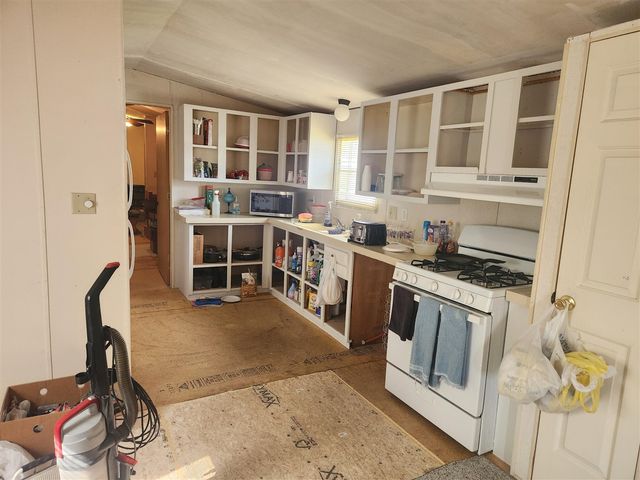 4080 Whisperwood Way, Muskegon, MI 49442