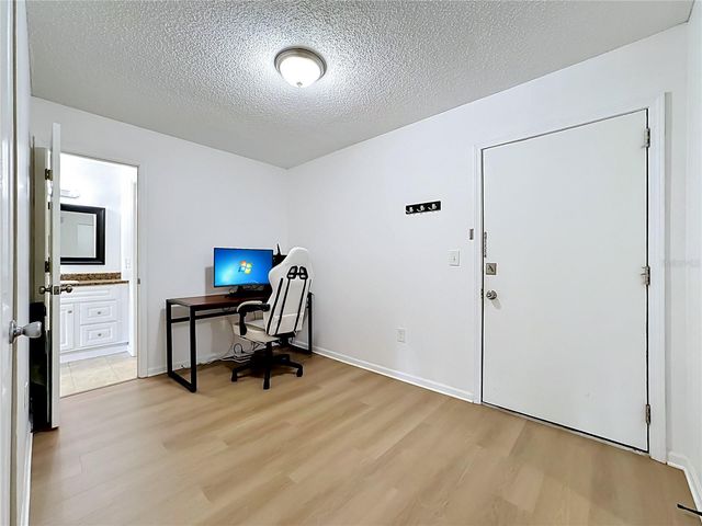 5507 FOUNTAIN LAKE CIRCLE B206, Bradenton, FL 34207