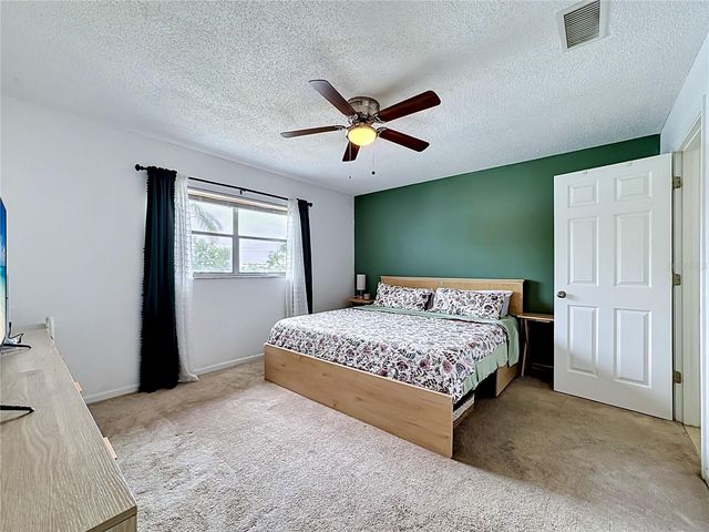 5507 FOUNTAIN LAKE CIRCLE B206, Bradenton, FL 34207
