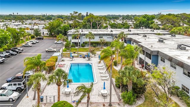 5507 FOUNTAIN LAKE CIRCLE B206, Bradenton, FL 34207
